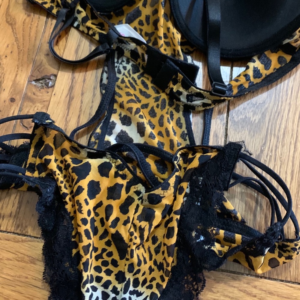 Intimates - Picture 2 of 4